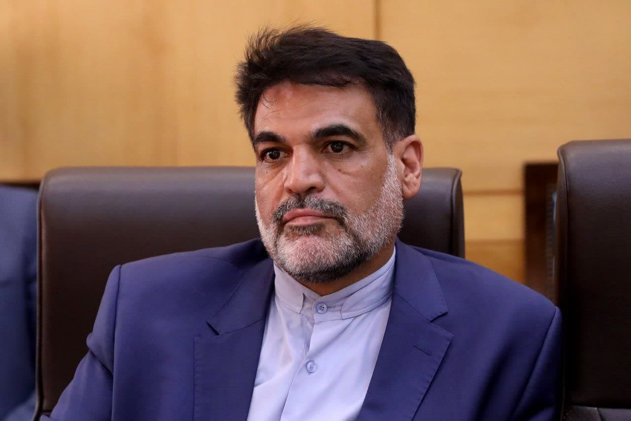 بازار بورس در شرایط هشدار قرار دارد/تیم اقتصادی دولت تدبیر کند