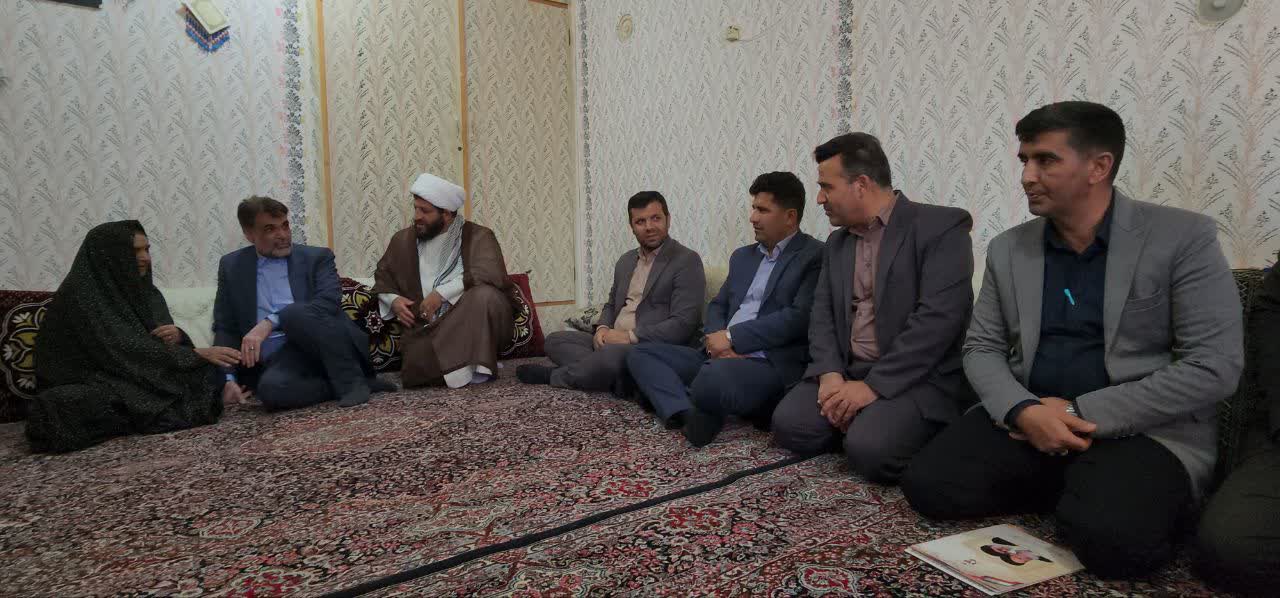 دیدار با خانواده معزز شهید والامقام ناصرعلی زارعی در روستای ازوندره