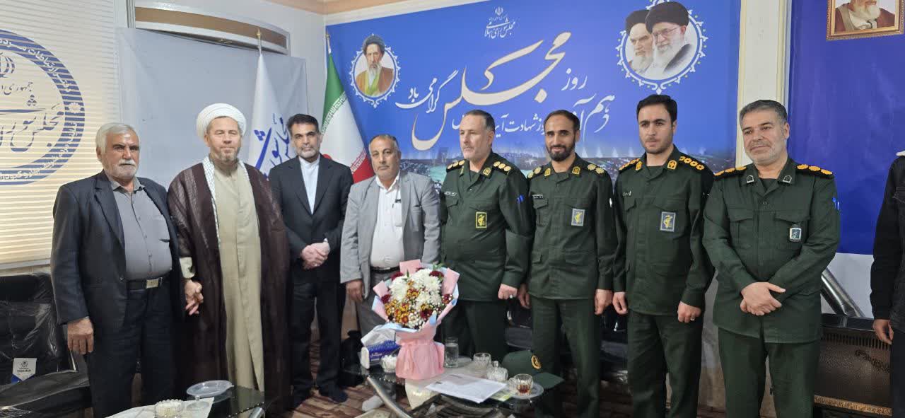 دیدار امام جمعه محترم و فرمانده سپاه کبودراهنگ با دکتر توسلی بمناسبت روز مجلس