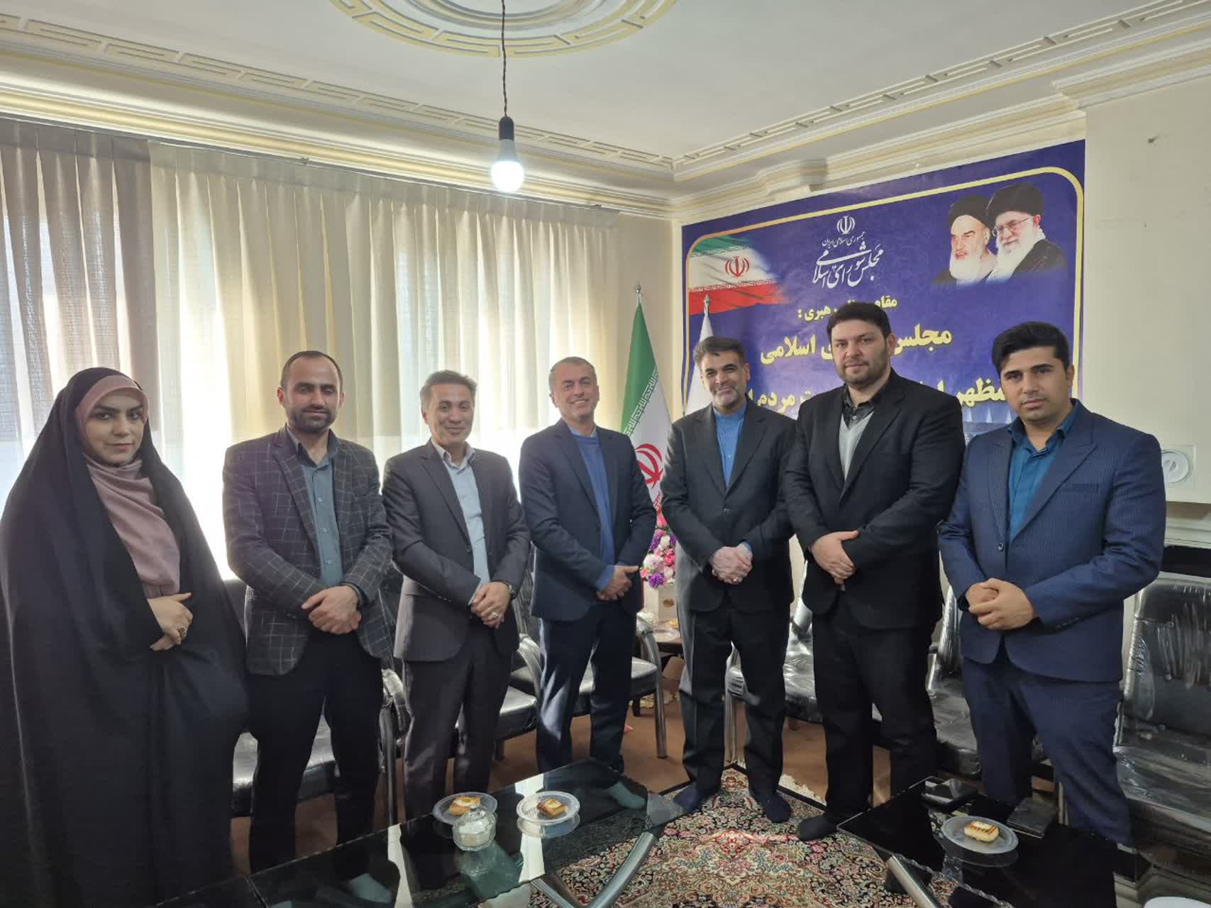 معاونین فرماندار و بخشداران شهرستان بهار با دکتر توسلی دیدار کردند