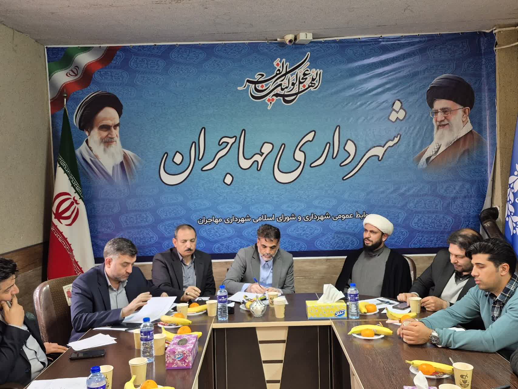 جلسه بررسی مسائل و مشکلات شهر مهاجران با حضور دکتر توسلی/تأکید نماینده مردم بر رفع محرومیتها و توسعه متوازن