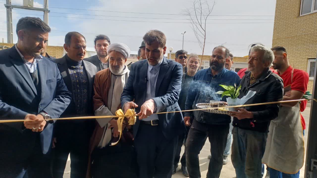 واحد تولیدی «آراز درب پایدار صنعت» در صالح‌آباد افتتاح شد
