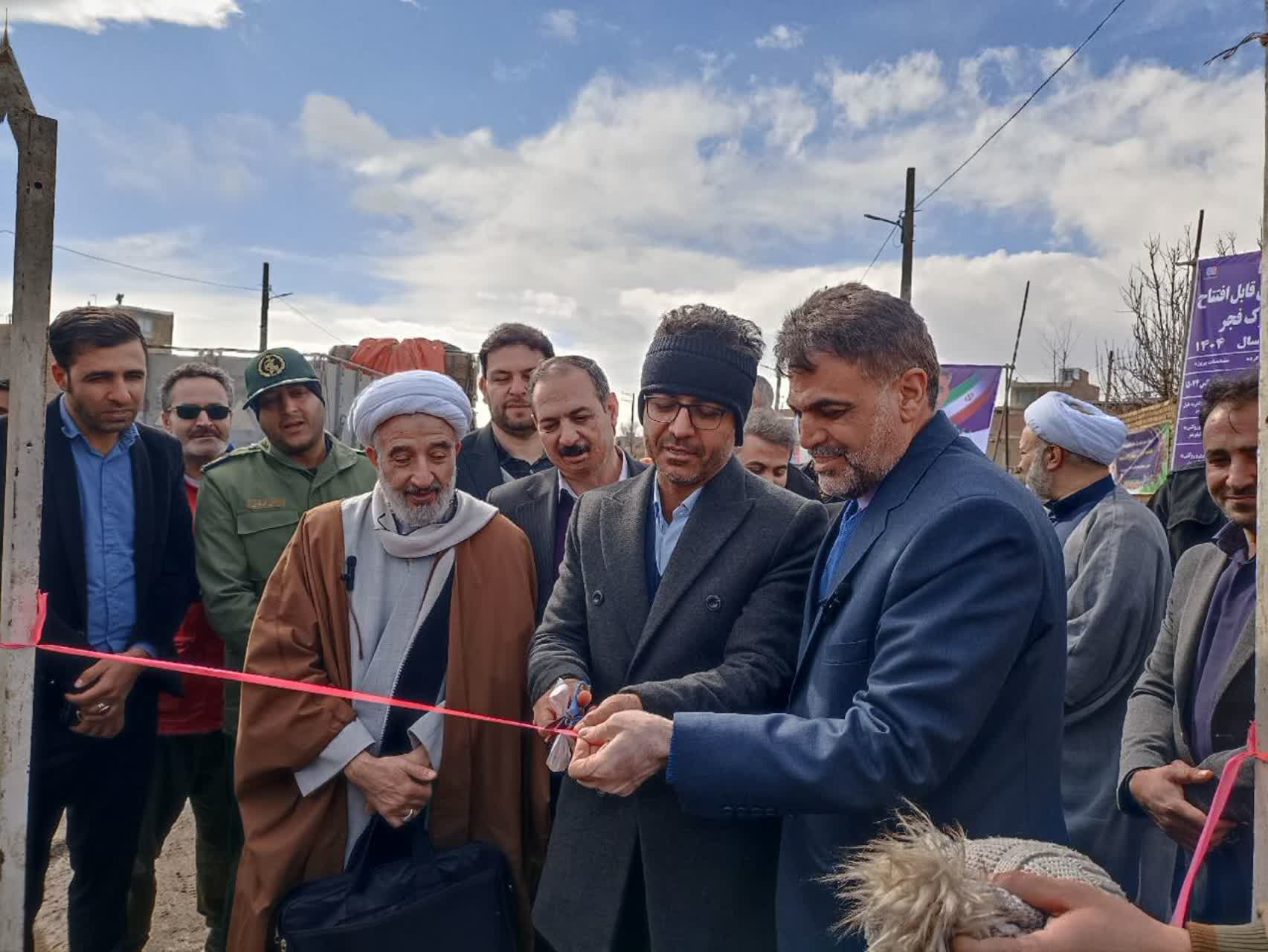 افتتاح پروژه ۸.۲ کیلومتری روکش آسفالت محور «پرلوک به حسن قشلاق» با اعتباری بالغ بر ۲۰ میلیارد تومان