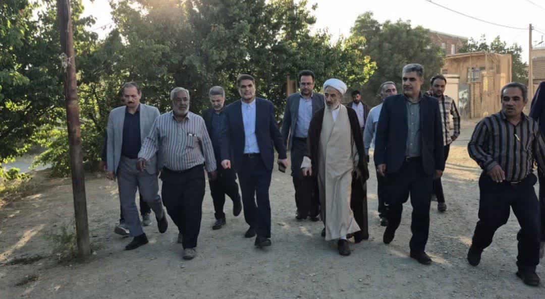 «جمعه خدمت» مسئولان در شهرستان بهار؛دستور پیگیری فوری مشکلات روستای کریم‌آباد/ تأکید دکتر توسلی بر رفع معضل فاضلاب و مسائل زیست‌محیطی