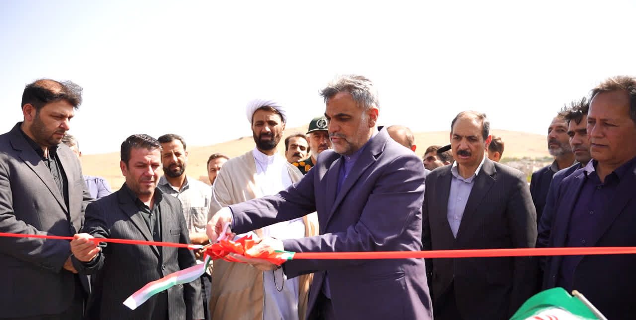 افتتاح زمین چمن مصنوعی روستای حسینآباد عاشوری؛ گامی تازه برای توسعه ورزش روستا