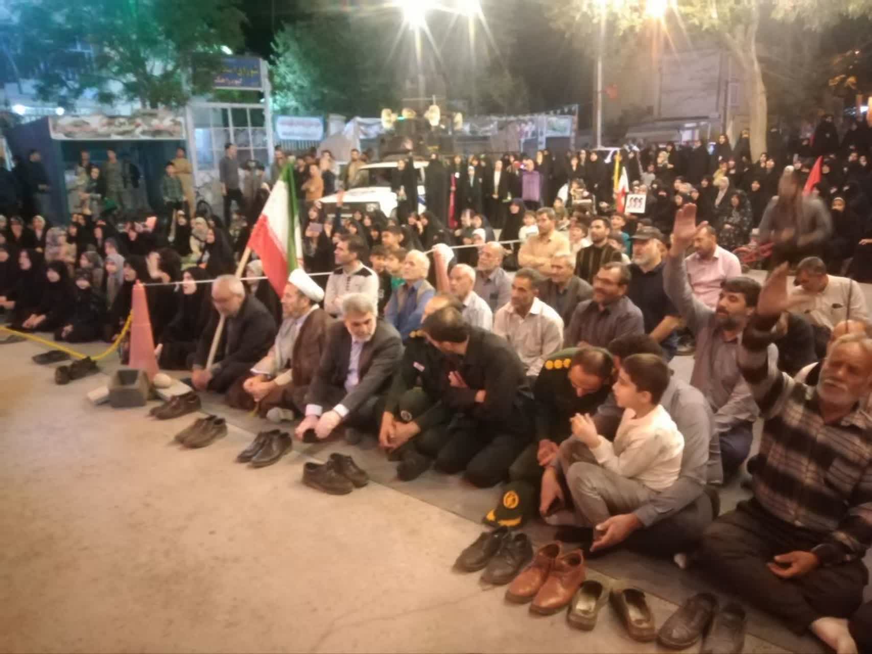 حضور دکتر توسلی در اجتماع شبانه «بیعت با ولایت» در شهرستان کبودراهنگ