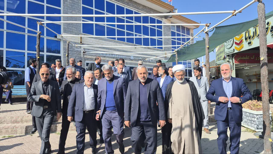 تخلفات مدیریت علیصدر در دوران گذشته تعیین تکلیف شود